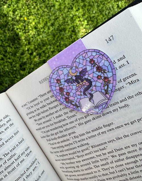 Dragon magnetic bookmark for romantasy book lovers